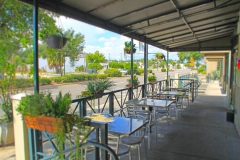 Outdoor patio at Uptown Kitchen